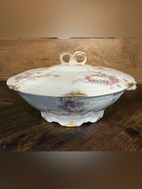 Antique Haviland Limoges, France covered dish